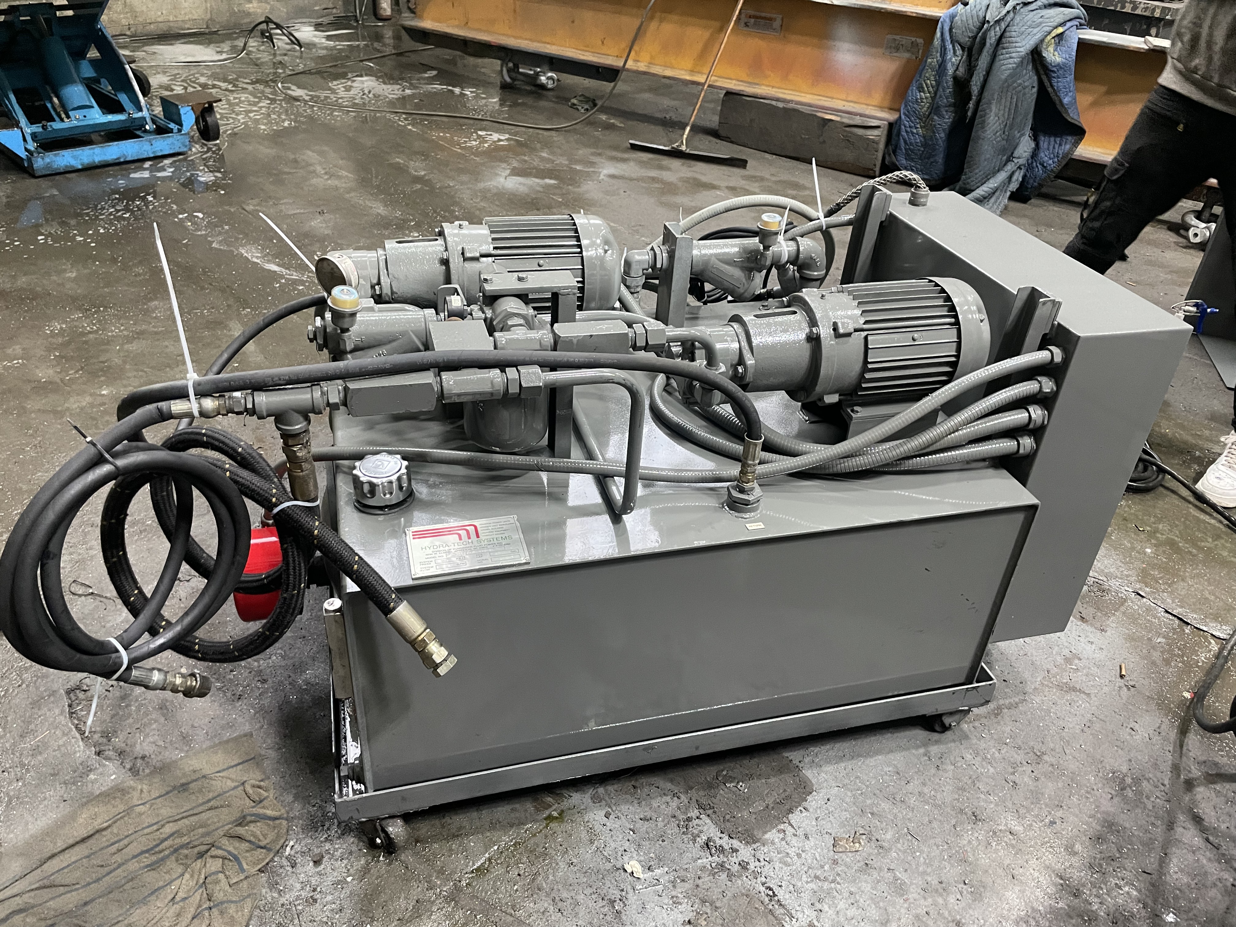 Hydra-Tech Systems HP6oC2HP  H49-2  50 PSI 6 GPM Hydraulic Unit